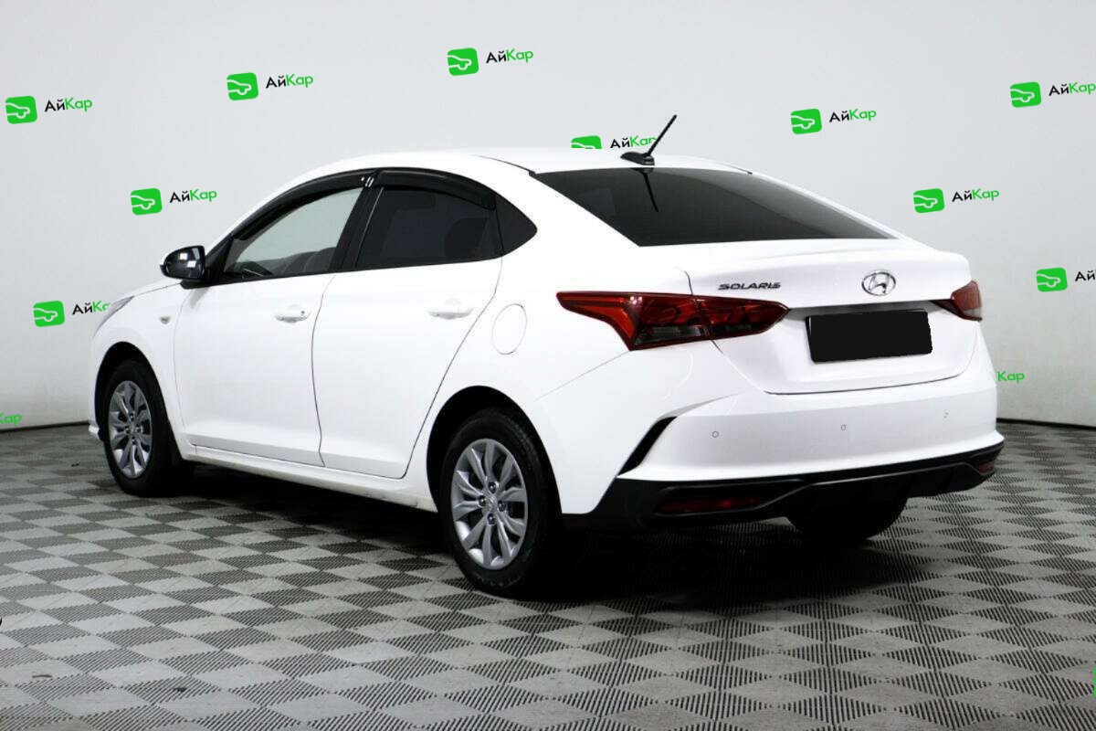 Hyundai Solaris с пробегом — 2021 год. Фото: #4