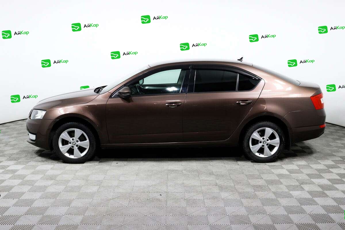 Skoda Octavia с пробегом — 2015 год. Фото: #7