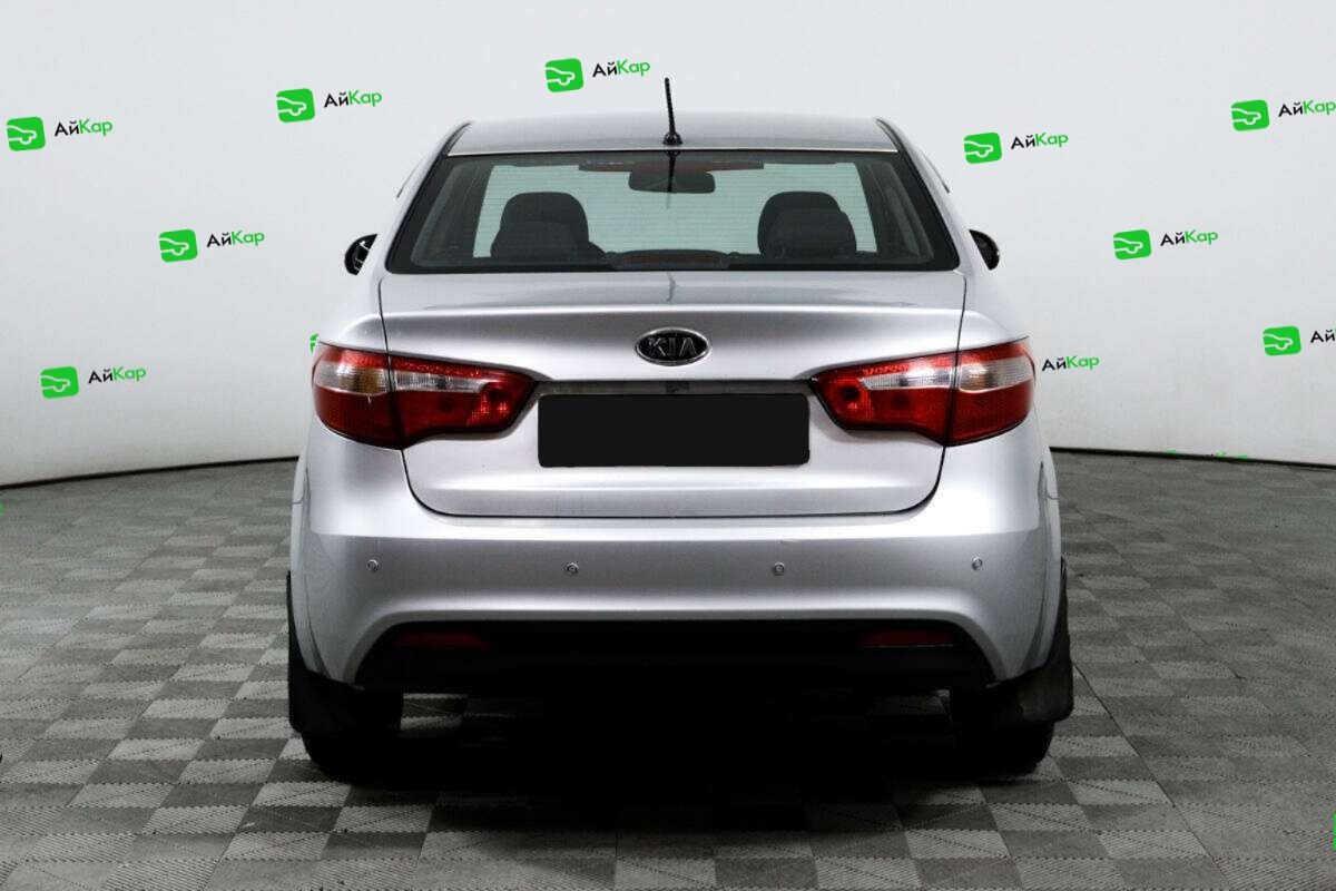 Kia Rio с пробегом — 2012 год. Фото: #5