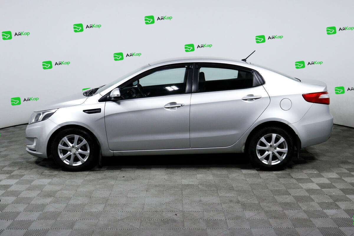 Kia Rio с пробегом — 2012 год. Фото: #7