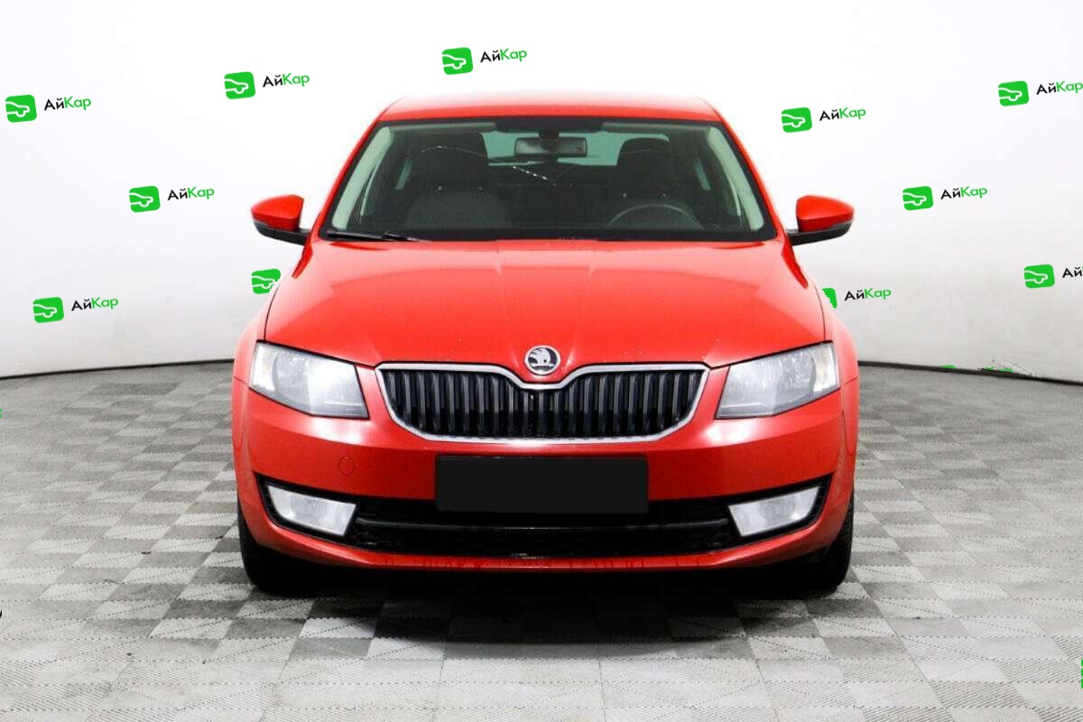 Skoda Octavia с пробегом — 2015 год. Фото: #1