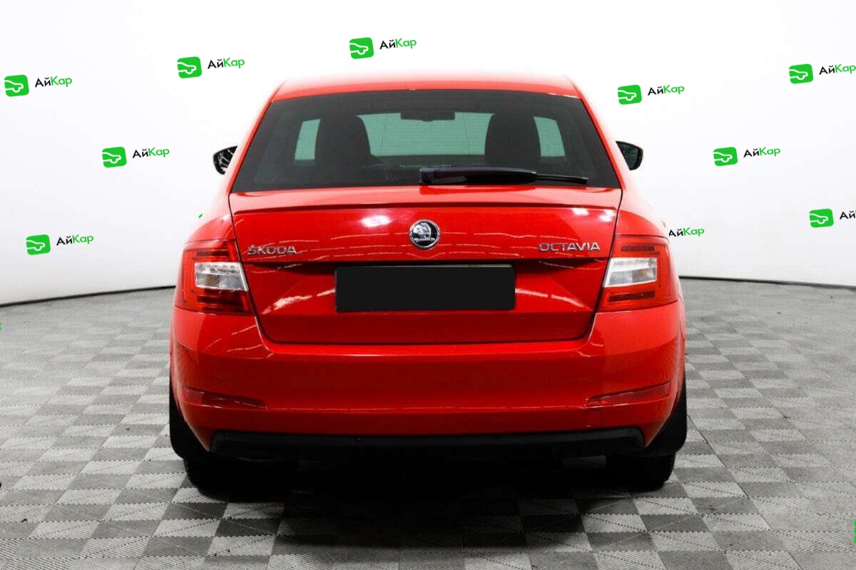 Skoda Octavia с пробегом — 2015 год. Фото: #5