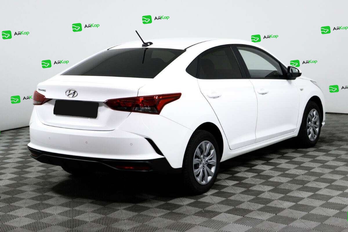 Hyundai Solaris с пробегом — 2022 год. Фото: #4