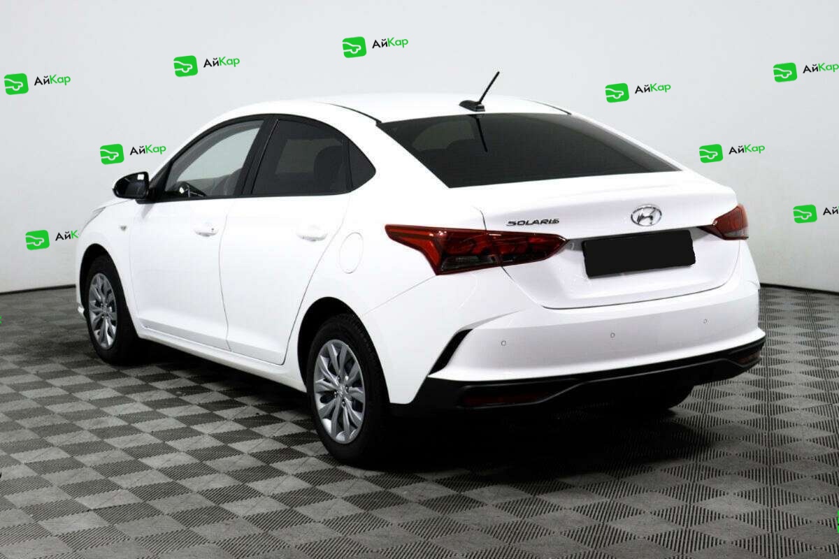 Hyundai Solaris с пробегом — 2022 год. Фото: #6