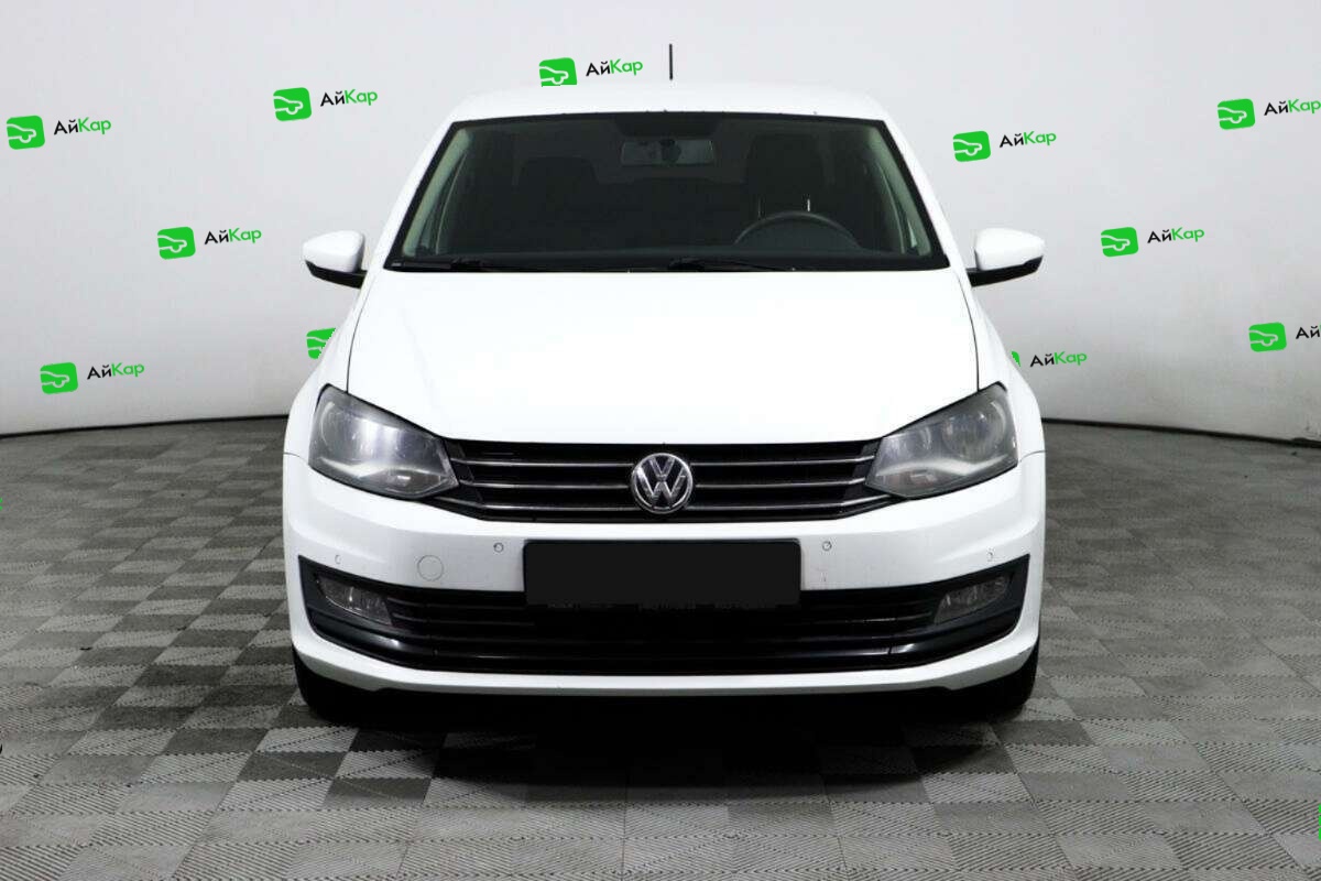 Volkswagen Polo с пробегом — 2016 год. Фото: #1