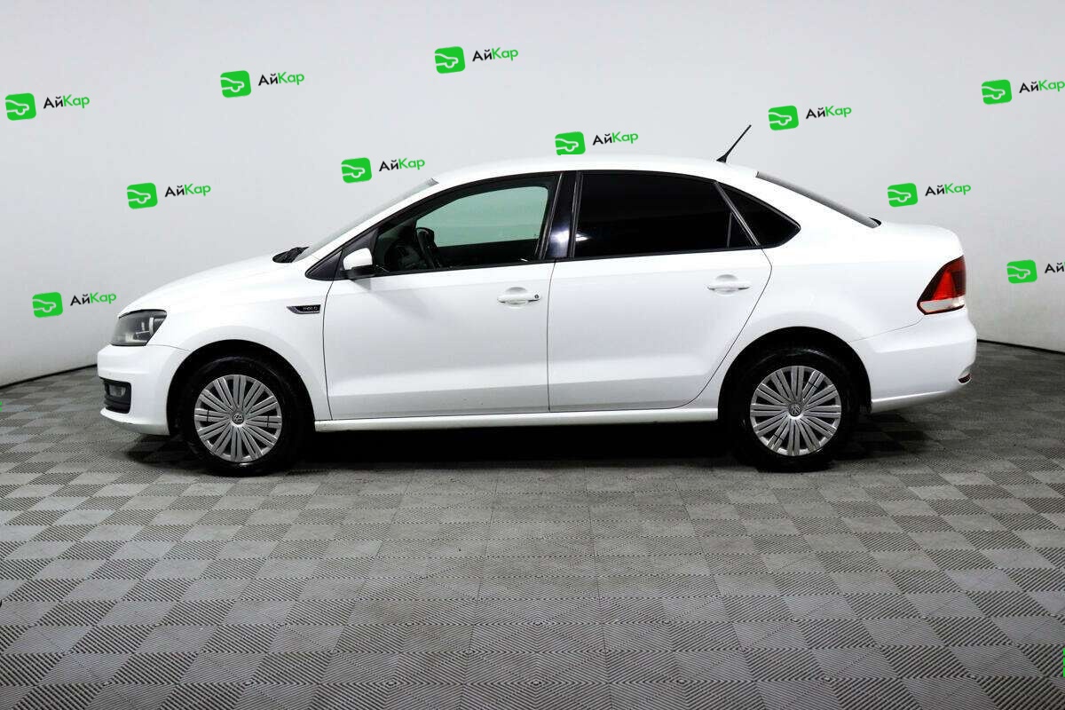 Volkswagen Polo с пробегом — 2016 год. Фото: #7