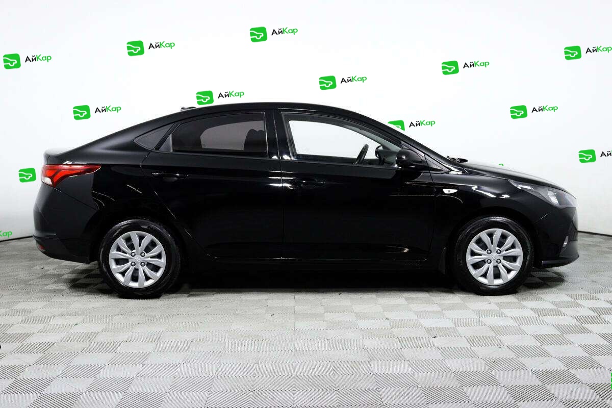 Hyundai Solaris с пробегом — 2020 год. Фото: #3