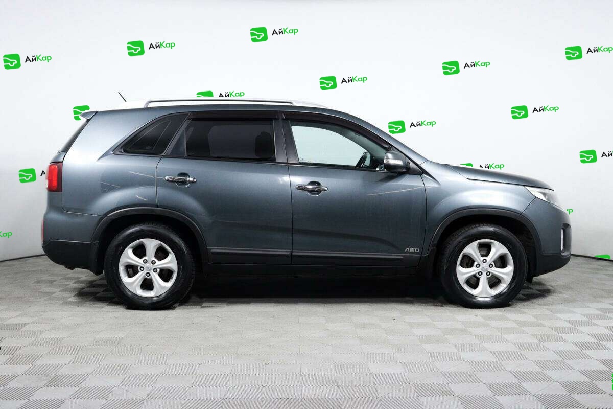 Kia Sorento с пробегом — 2013 год. Фото: #3