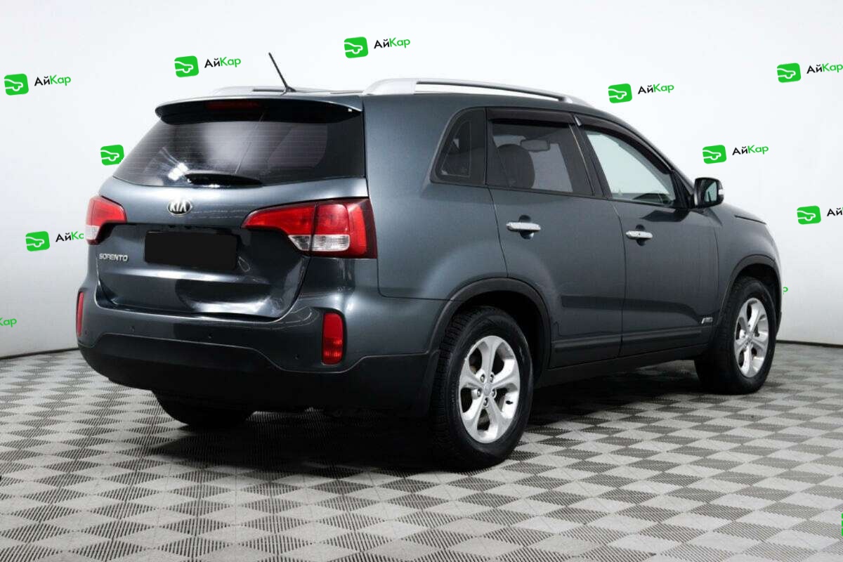 Kia Sorento с пробегом — 2013 год. Фото: #4