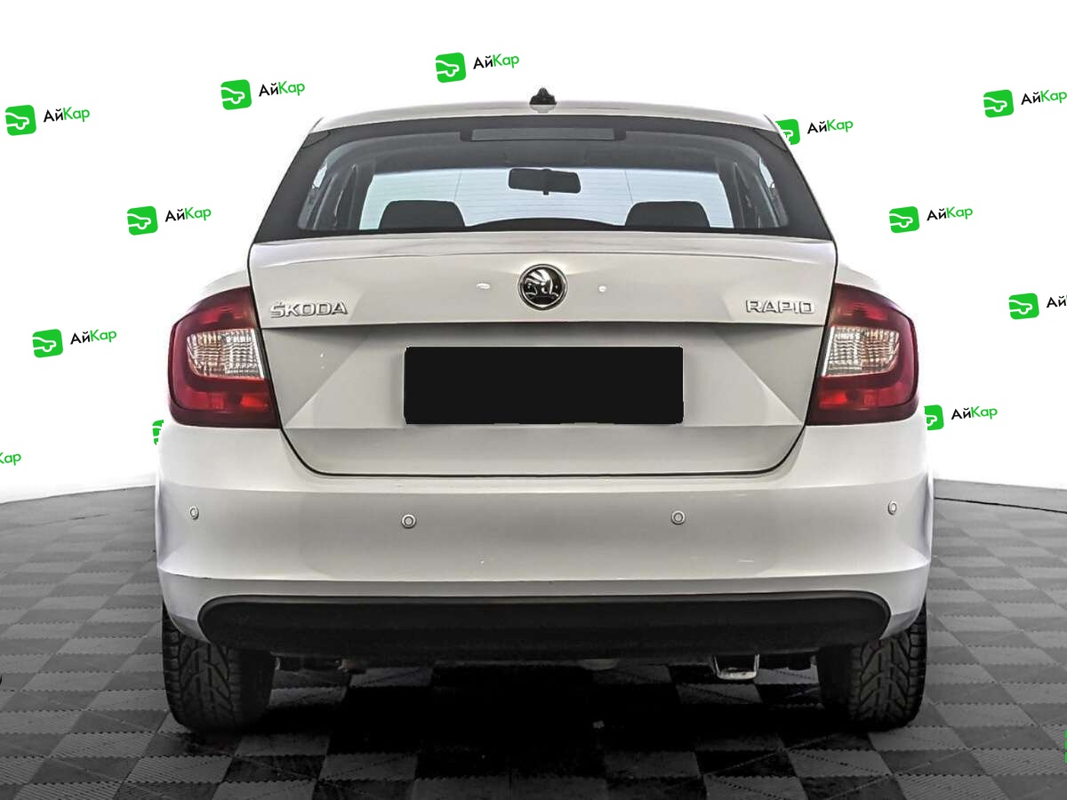 Skoda Rapid с пробегом — 2019 год. Фото: #5