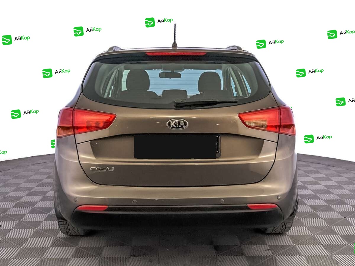 Kia Ceed с пробегом — 2015 год. Фото: #5