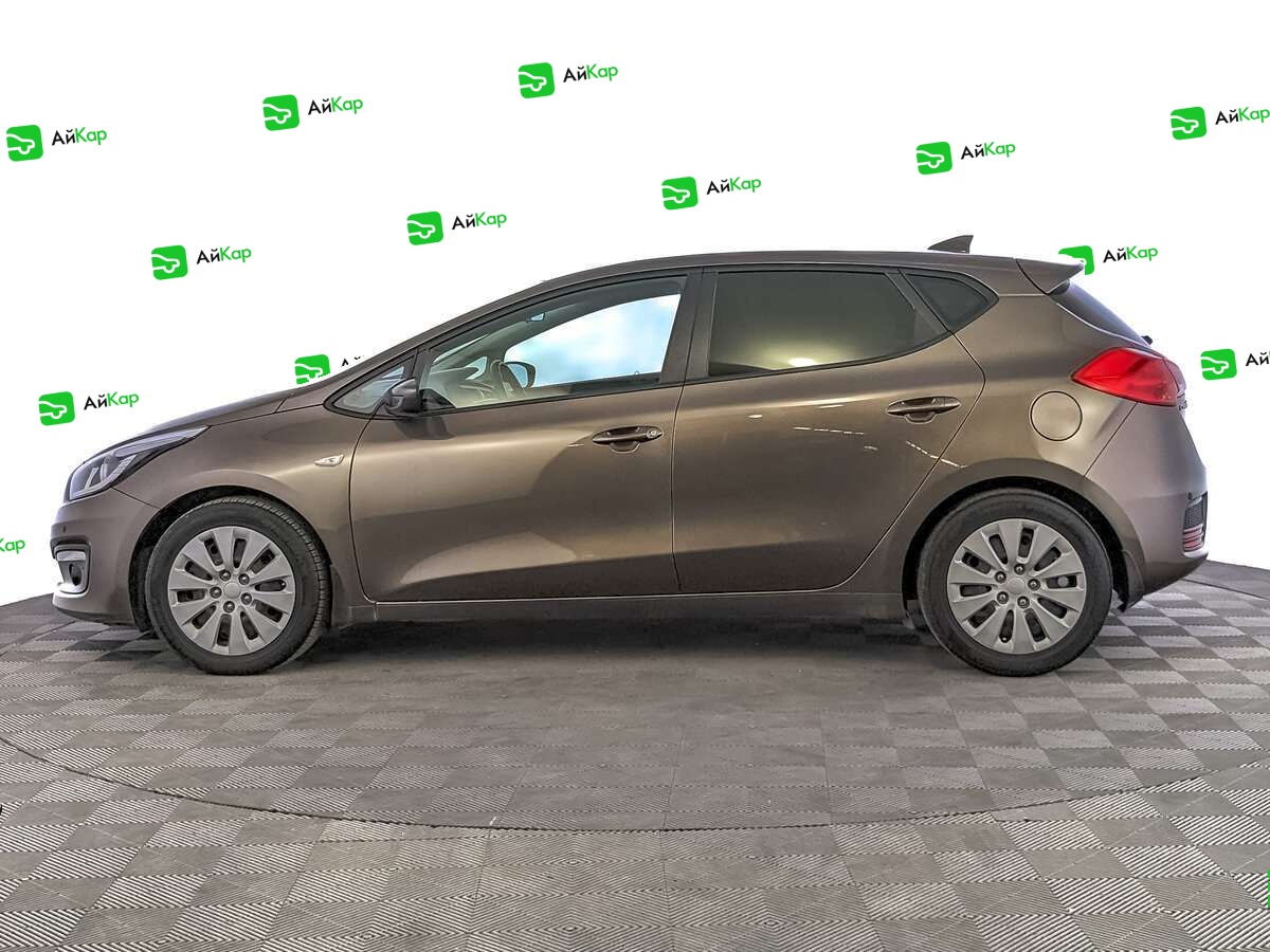 Kia Ceed с пробегом — 2017 год. Фото: #7