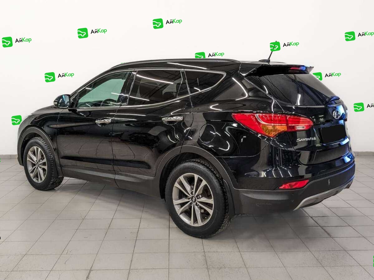 Hyundai Santa Fe с пробегом — 2015 год. Фото: #6