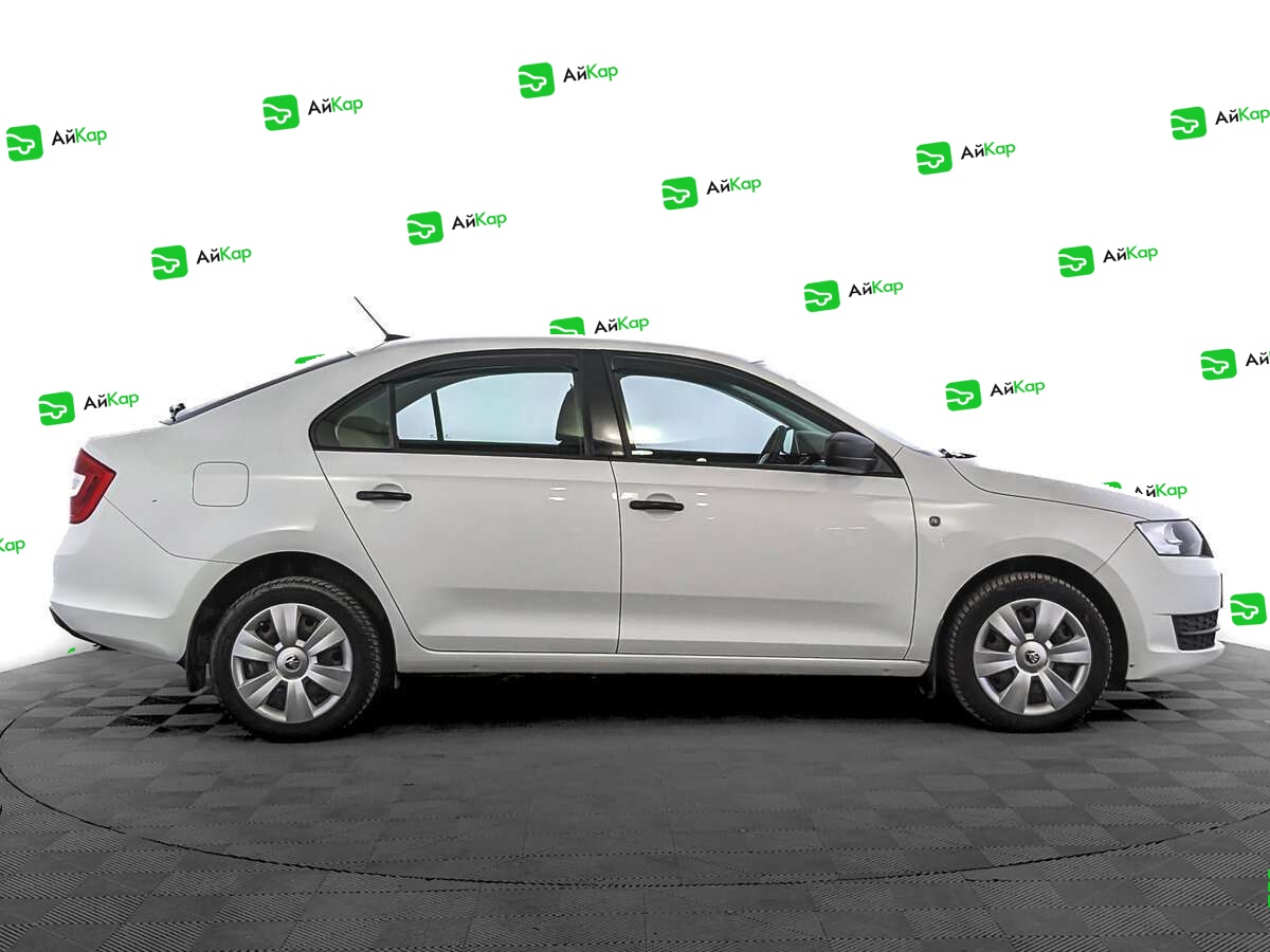 Skoda Rapid с пробегом — 2017 год. Фото: #3