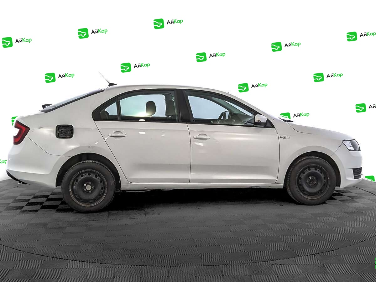 Skoda Rapid с пробегом — 2019 год. Фото: #3
