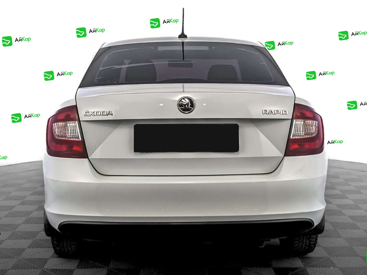 Skoda Rapid с пробегом — 2017 год. Фото: #5
