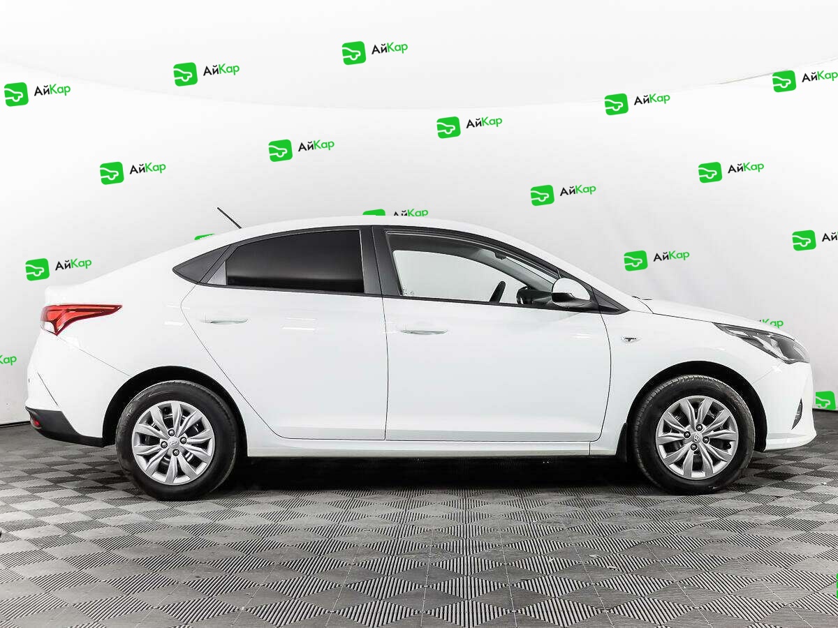 Hyundai Solaris с пробегом — 2020 год. Фото: #3