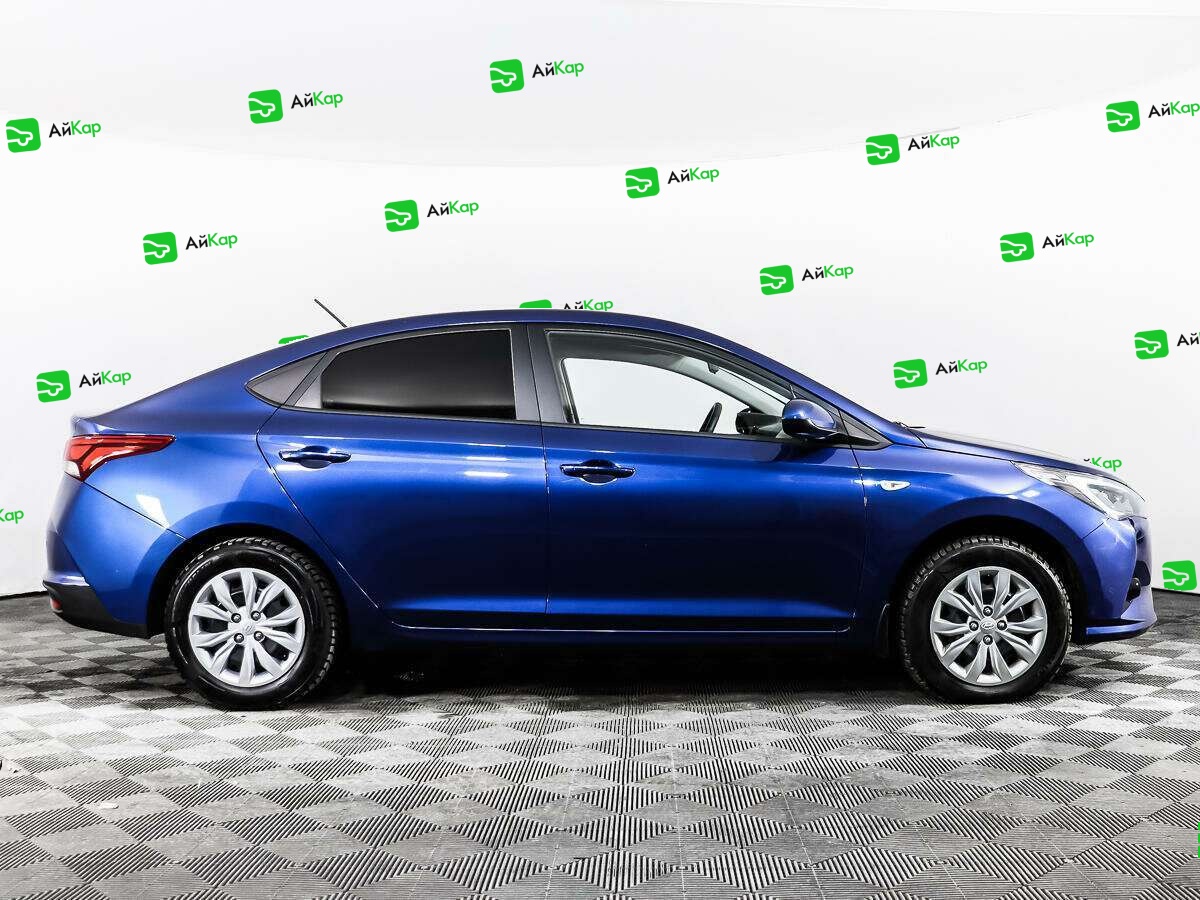 Hyundai Solaris с пробегом — 2022 год. Фото: #3