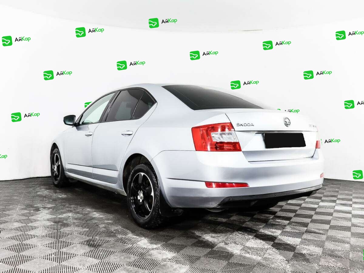 Skoda Octavia с пробегом — 2015 год. Фото: #6