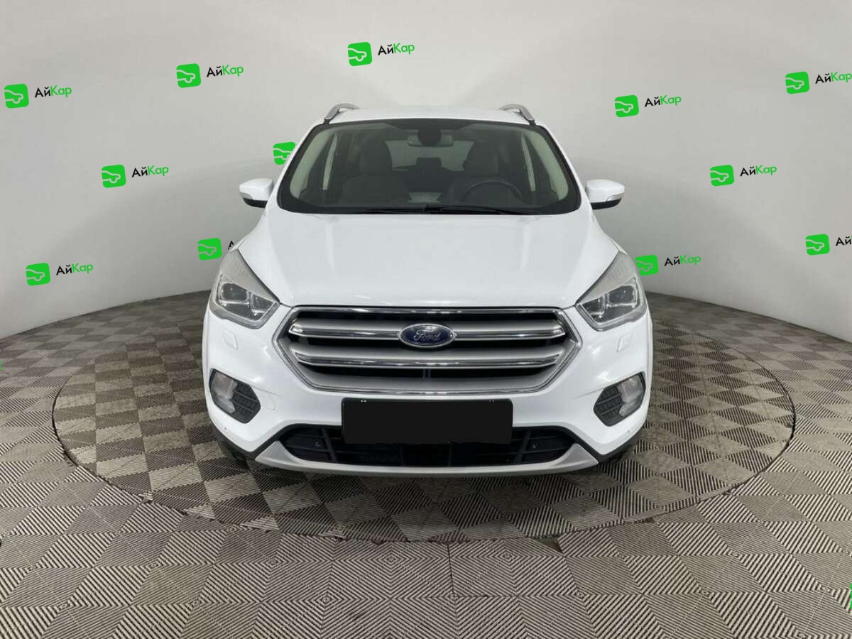 Ford Kuga с пробегом — 2017 год. Фото: #1
