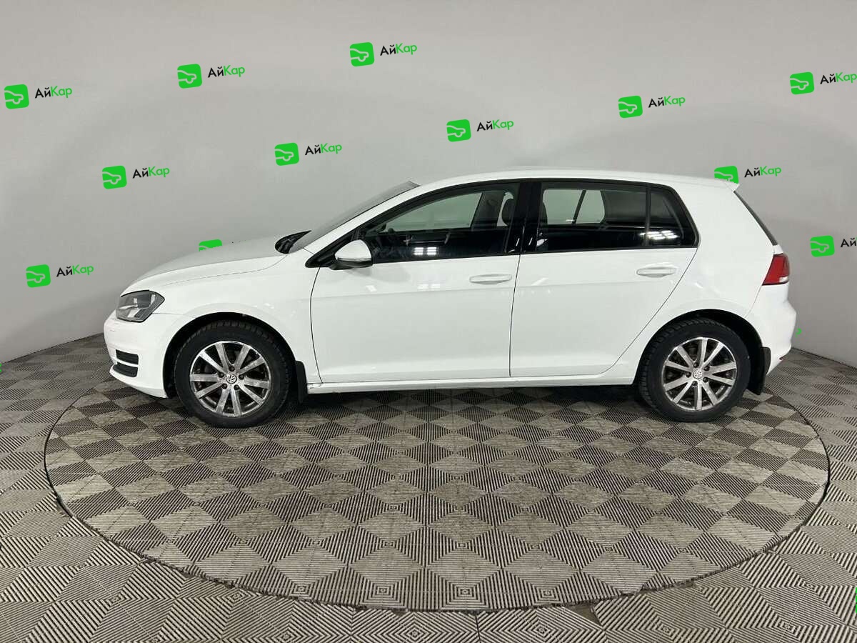 Volkswagen Golf с пробегом — 2015 год. Фото: #4