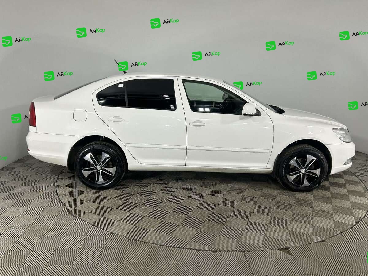 Skoda Octavia с пробегом — 2012 год. Фото: #3