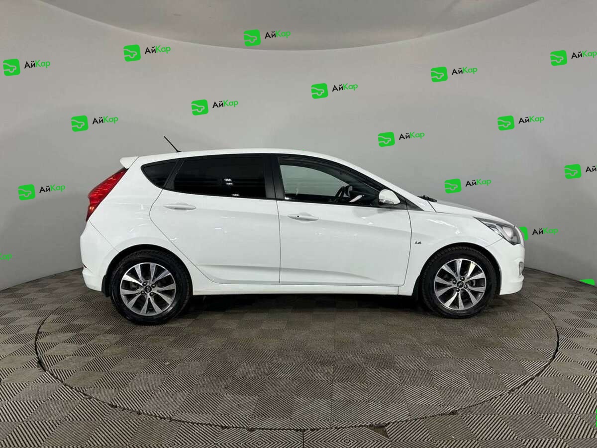 Hyundai Solaris с пробегом — 2016 год. Фото: #3