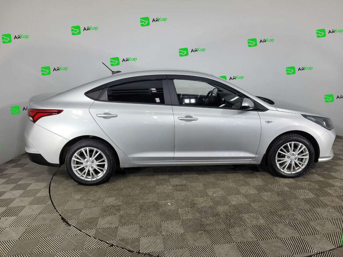 Hyundai Solaris с пробегом — 2021 год. Фото: #3