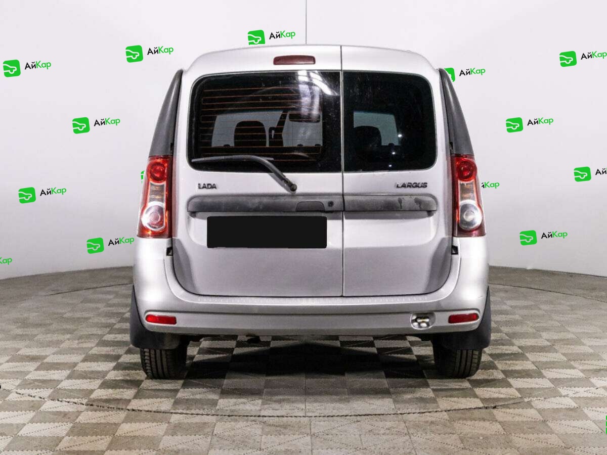 Lada (ВАЗ) Largus с пробегом — 2015 год. Фото: #5