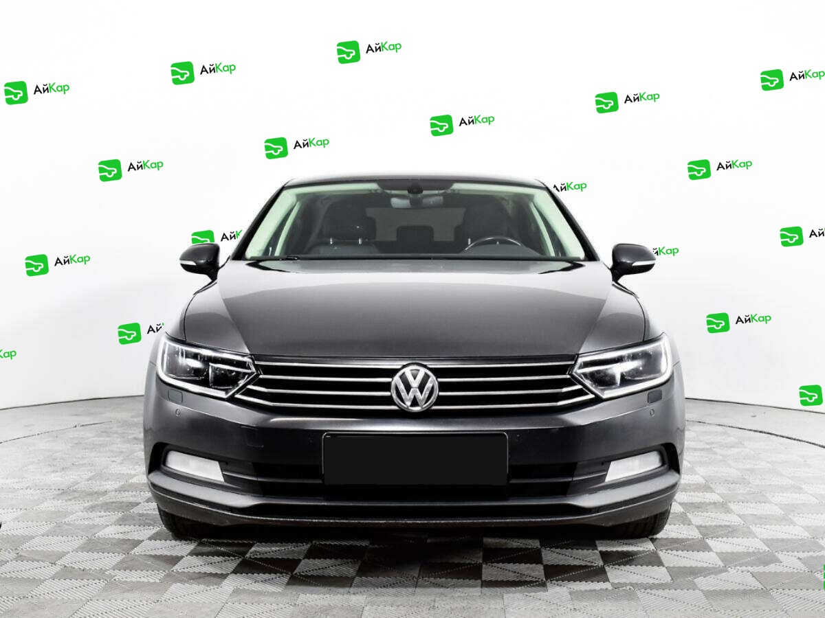Volkswagen Passat с пробегом — 2017 год. Фото: #1