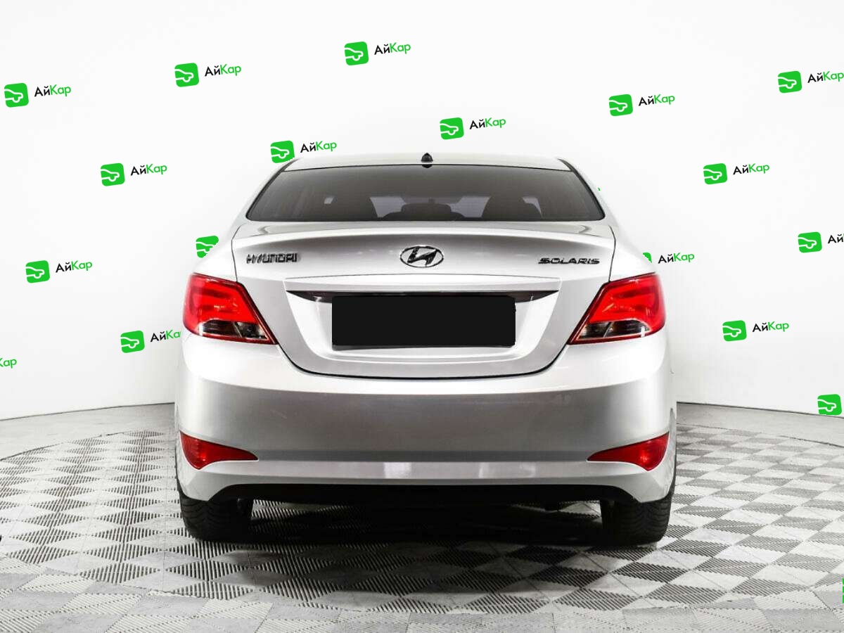 Hyundai Solaris с пробегом — 2014 год. Фото: #5