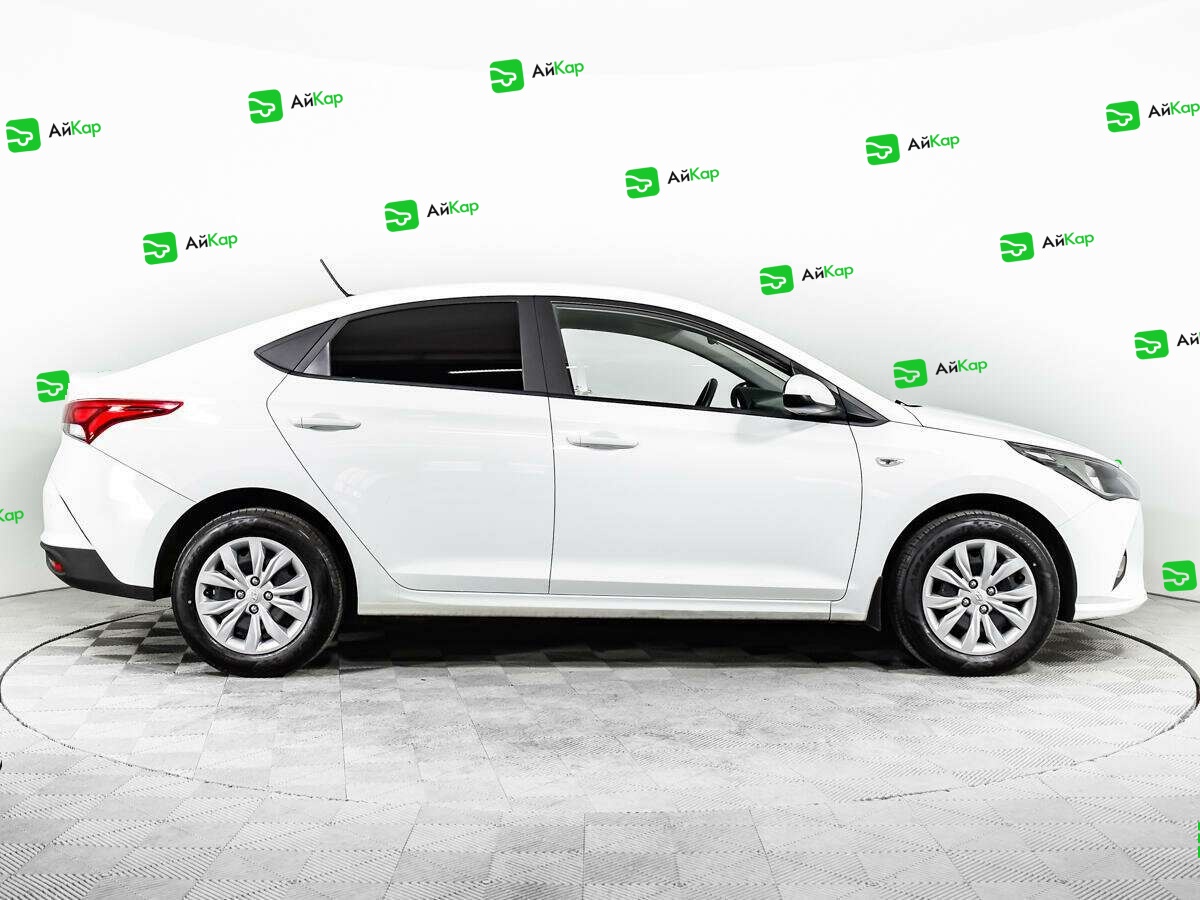 Hyundai Solaris с пробегом — 2020 год. Фото: #3