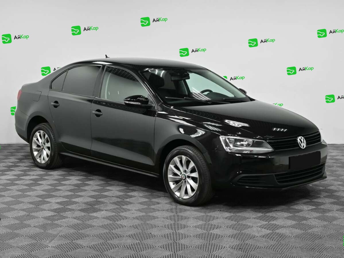 Volkswagen Jetta с пробегом — 2012 год. Фото: #2