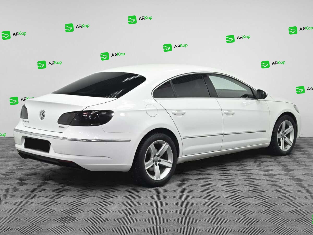 Volkswagen Passat CC с пробегом — 2012 год. Фото: #1