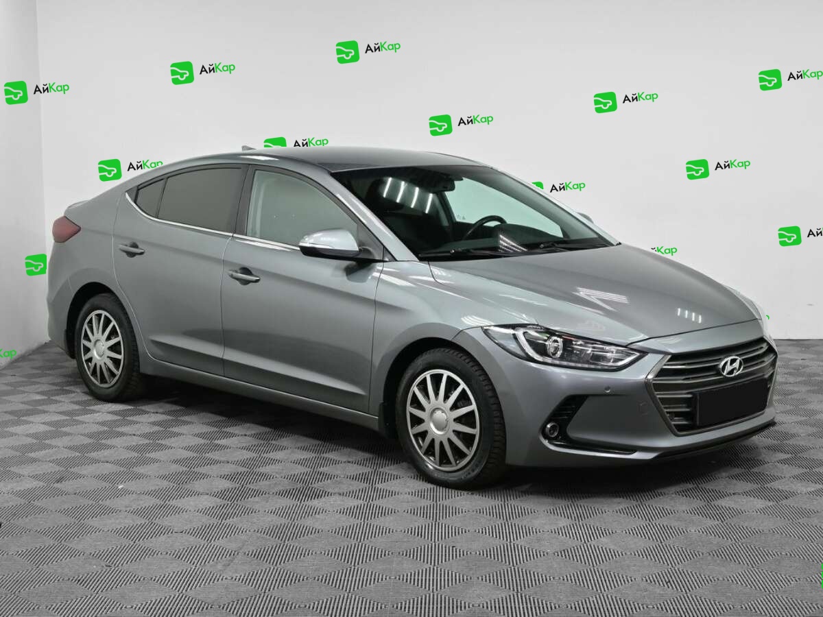 Hyundai Elantra с пробегом — 2018 год. Фото: #2