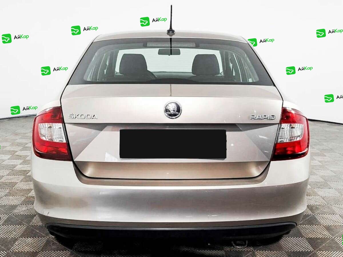 Skoda Rapid с пробегом — 2018 год. Фото: #4