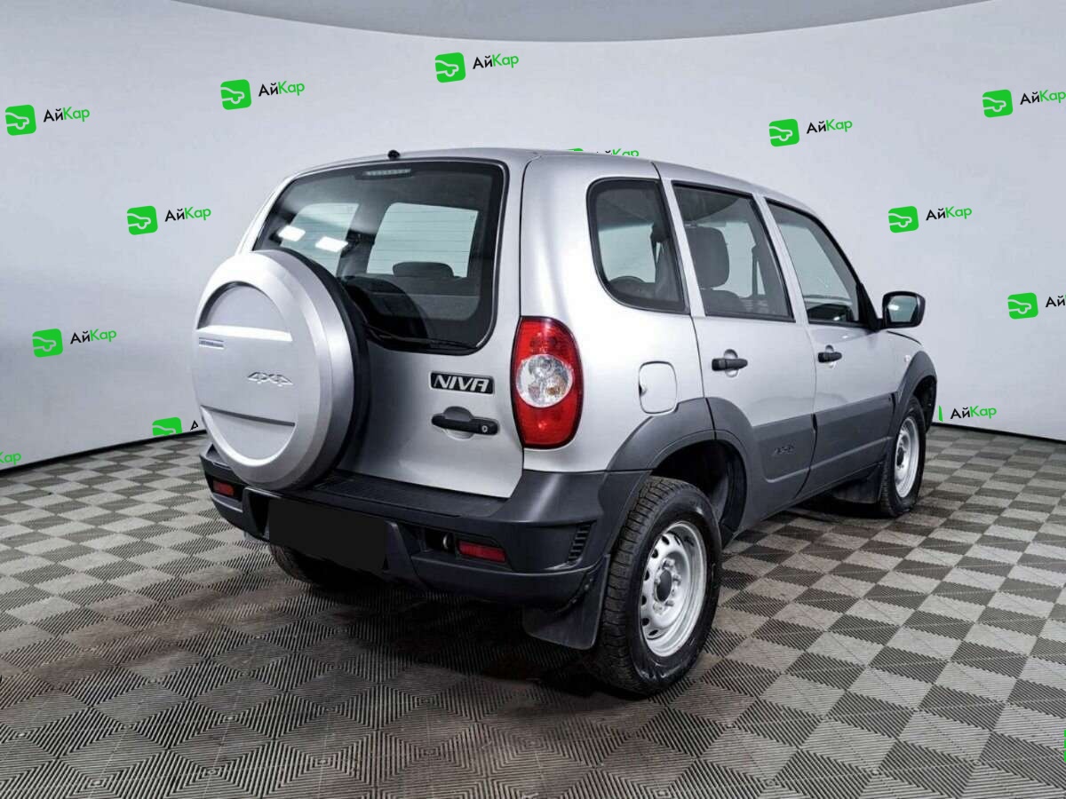 Lada (ВАЗ) Niva с пробегом — 2020 год. Фото: #3