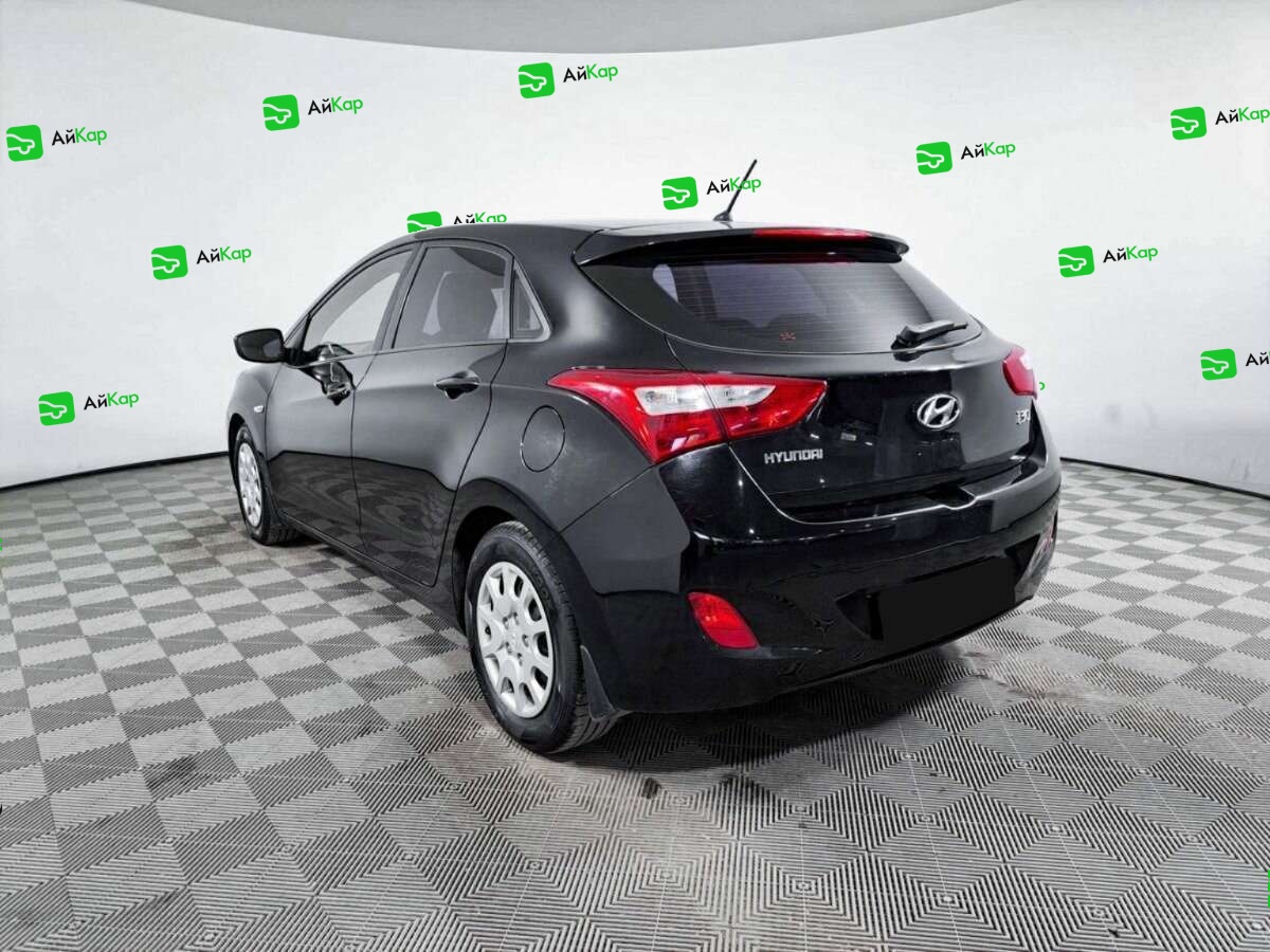 Hyundai i30 с пробегом — 2012 год. Фото: #6