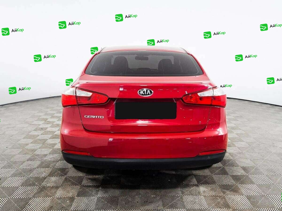 Kia Cerato с пробегом — 2013 год. Фото: #4