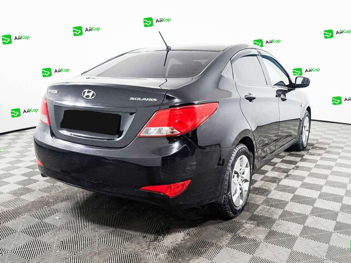 Hyundai Solaris с пробегом — 2015 год. Фото: #3