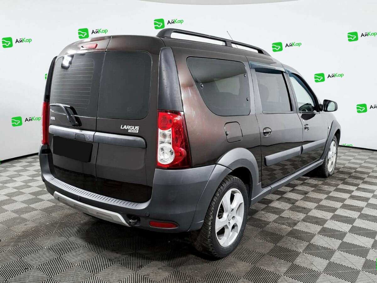 Lada (ВАЗ) Largus с пробегом — 2018 год. Фото: #3