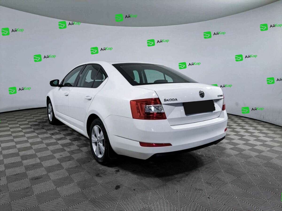 Skoda Octavia с пробегом — 2014 год. Фото: #6