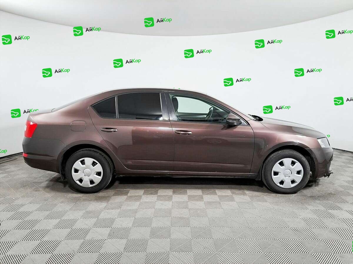 Skoda Octavia с пробегом — 2014 год. Фото: #3