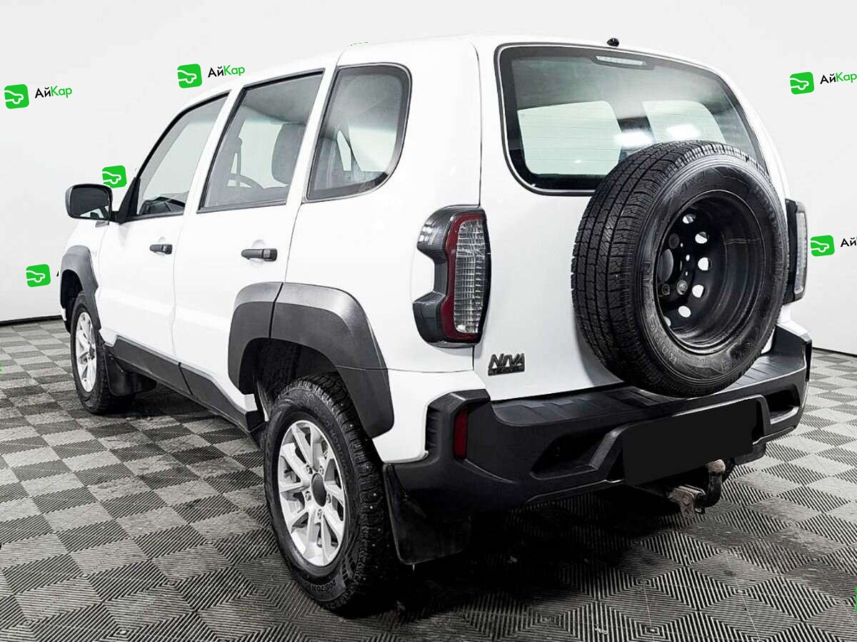 Lada (ВАЗ) Niva с пробегом — 2021 год. Фото: #6