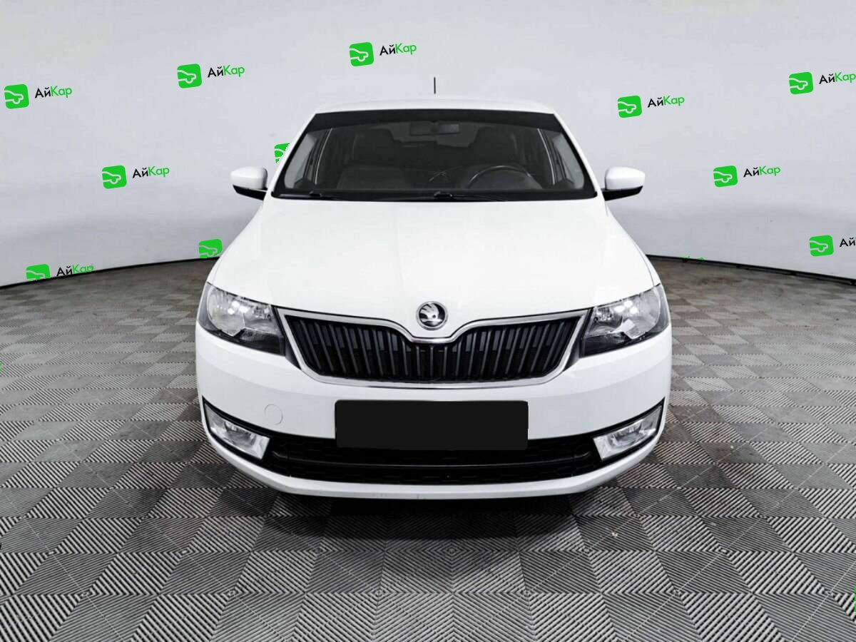 Skoda Rapid с пробегом — 2014 год. Фото: #1