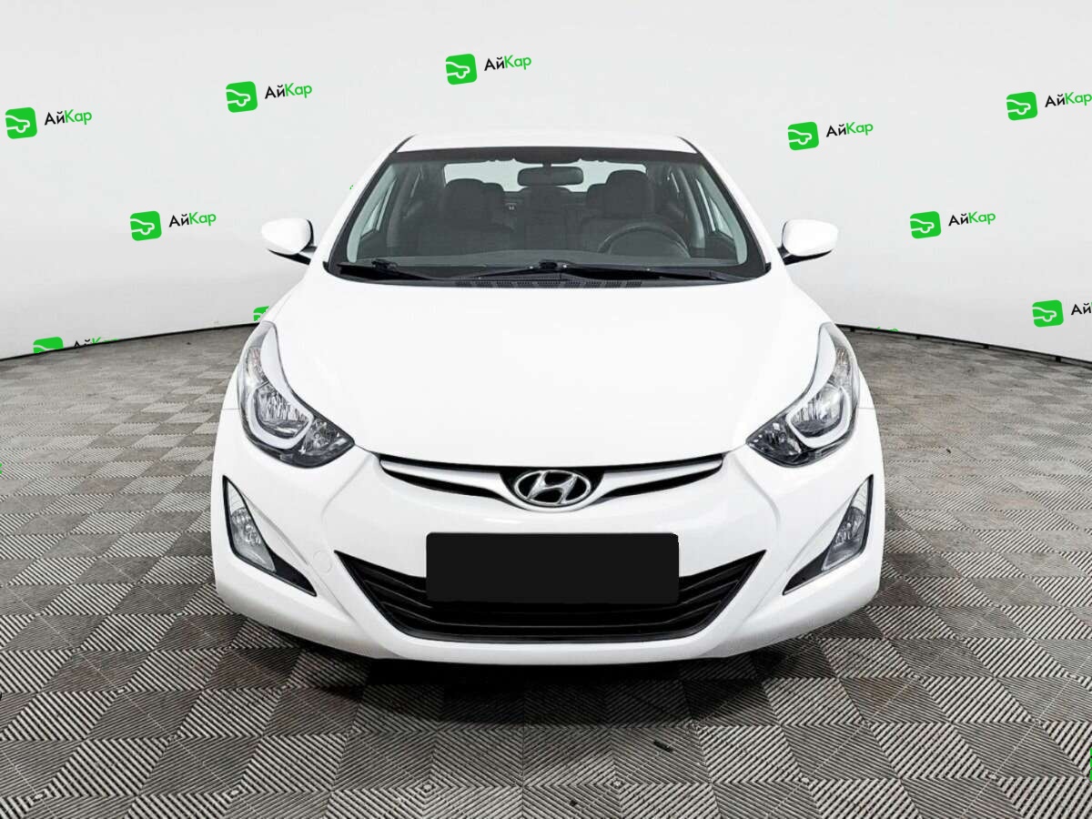 Hyundai Elantra с пробегом — 2015 год. Фото: #1