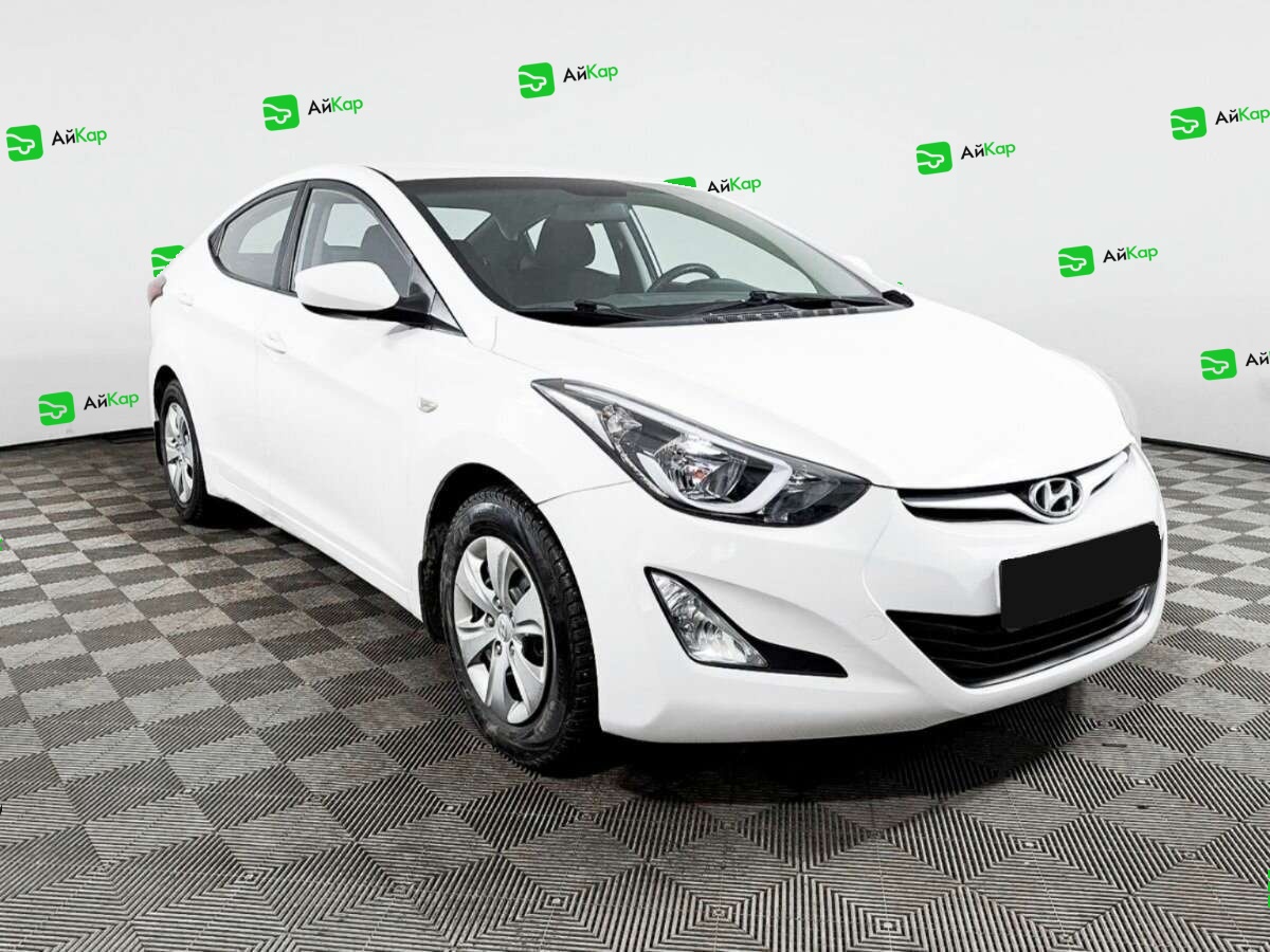 Hyundai Elantra с пробегом — 2015 год. Фото: #2