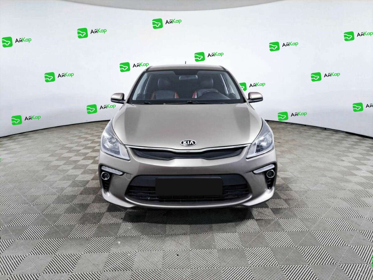 Kia Rio с пробегом — 2020 год. Фото: #1