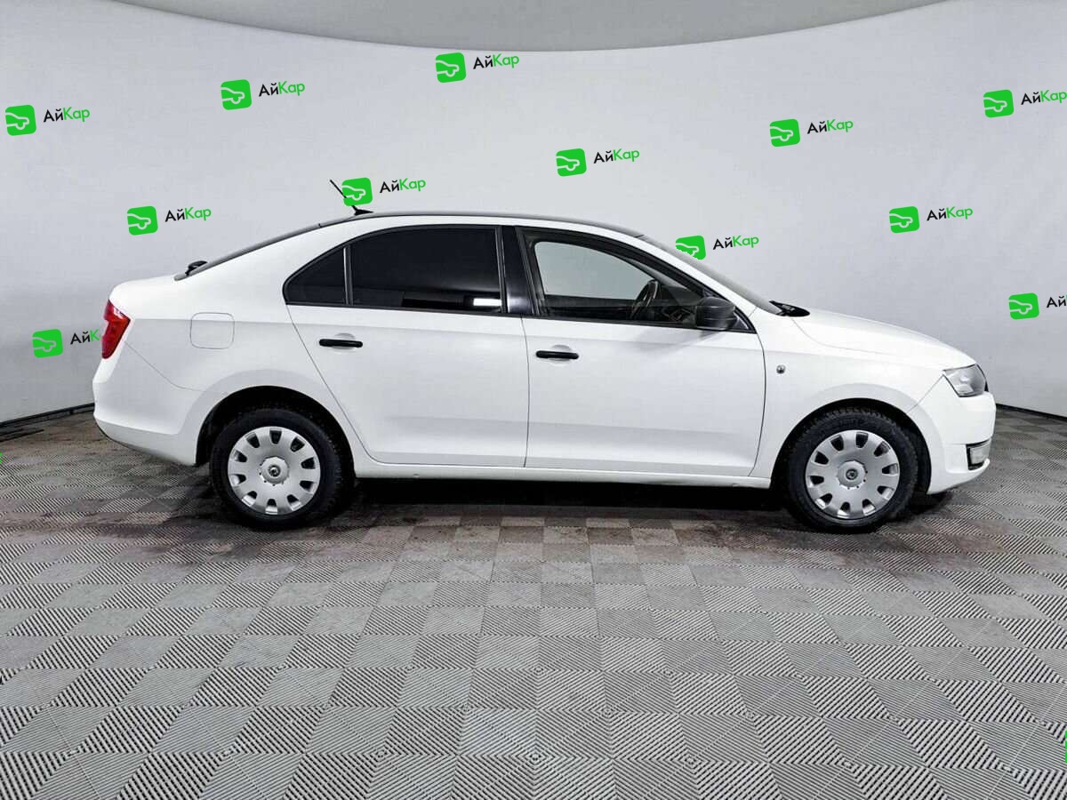 Skoda Rapid с пробегом — 2017 год. Фото: #3