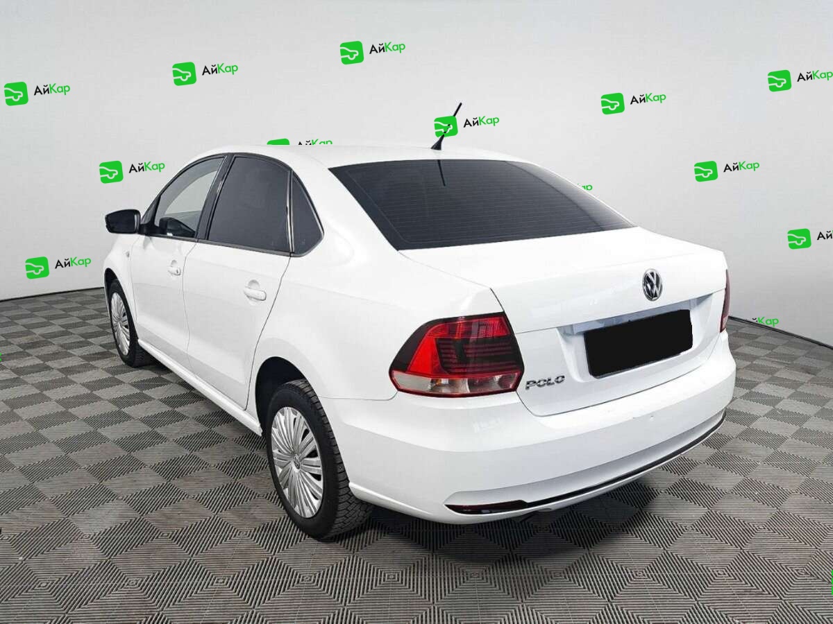 Volkswagen Polo с пробегом — 2016 год. Фото: #6
